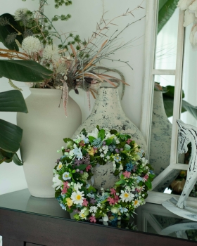 Ręcznie robiony sztuczny zielony wianek Ogród marzeń – dekoracja wnętrza